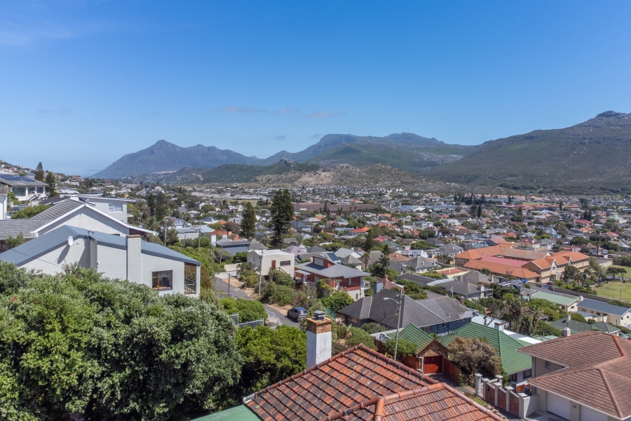 3 Bedroom Property for Sale in Fish Hoek Western Cape